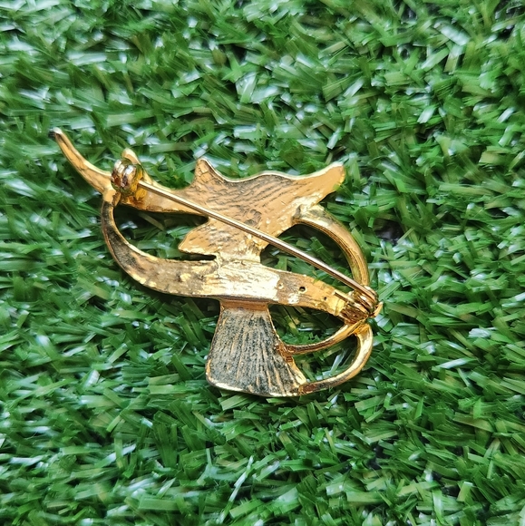 Reindeer Brooch - Picture 2 of 3